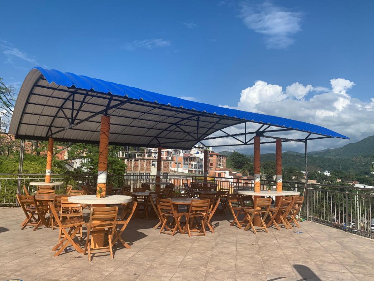 Hotel Bellavista Premium 比列塔 外观 照片
