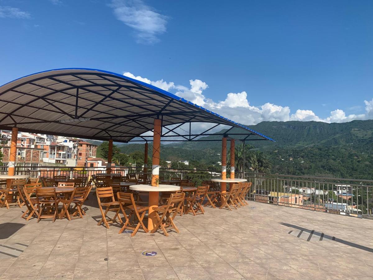 Hotel Bellavista Premium 比列塔 外观 照片