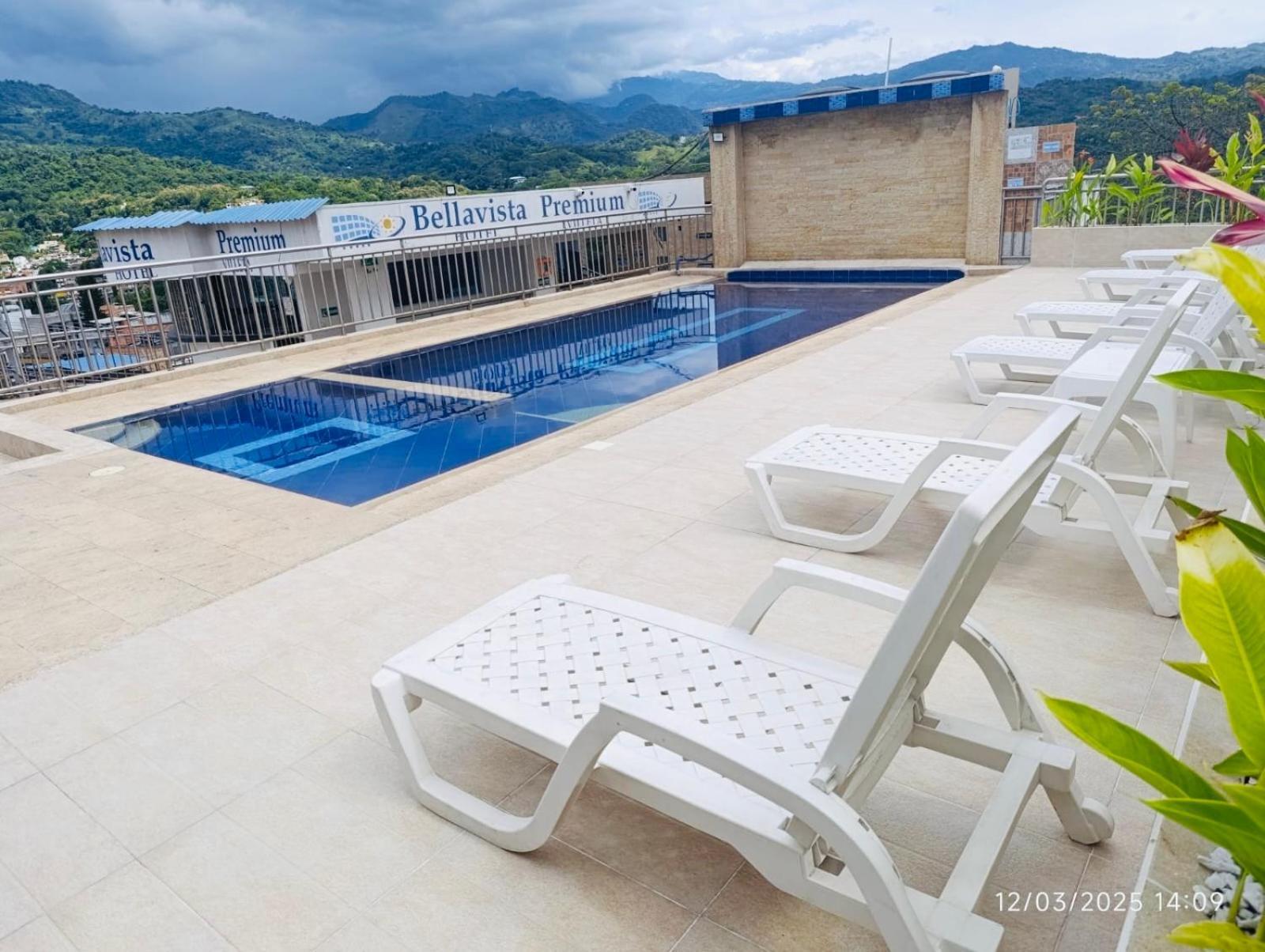 Hotel Bellavista Premium 比列塔 外观 照片